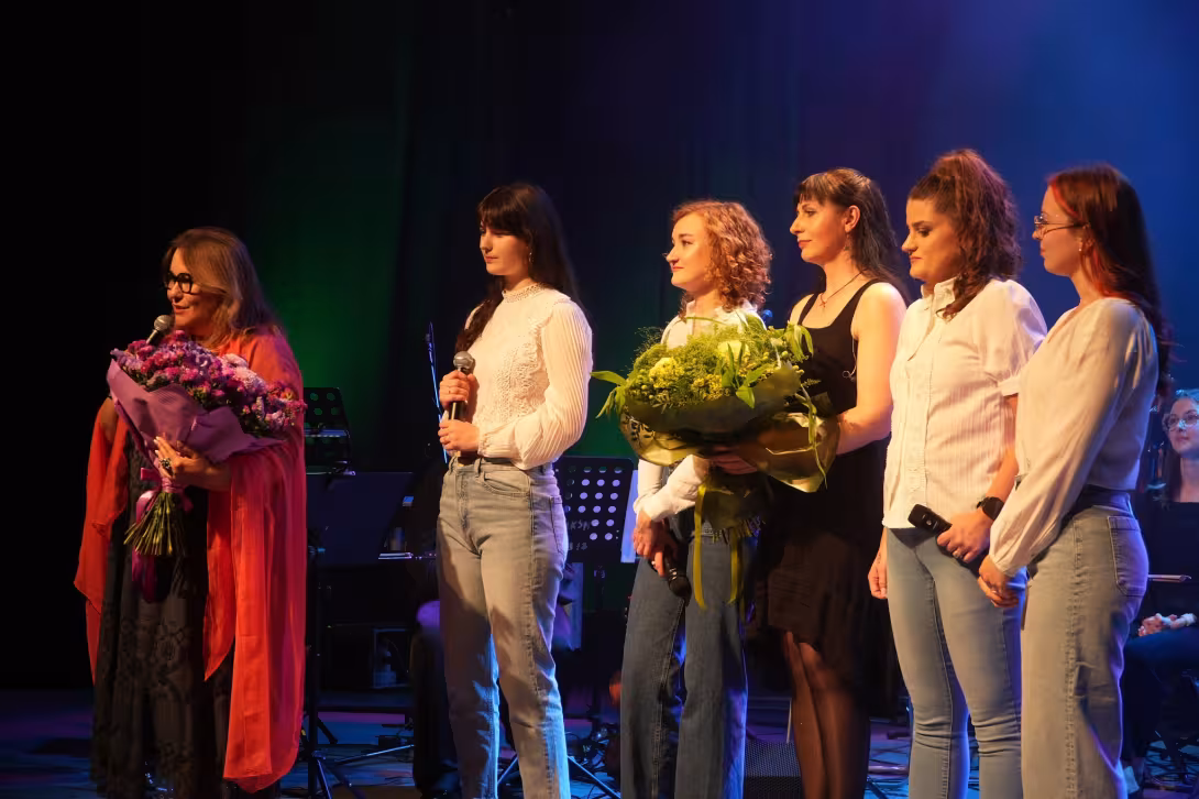 Zdjęcie studentek kierunku Jazz i Muzyka Estradowa.